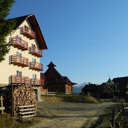 У Павла Hotel Iablunîțea Exterior foto